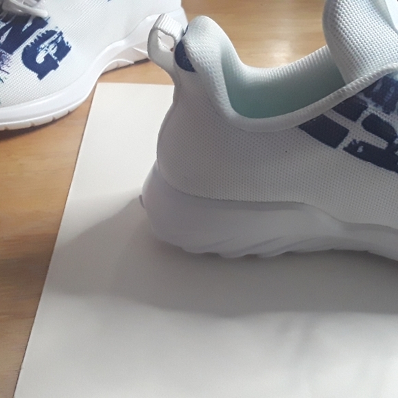 Beautiful uniquely designed womens European 43 customized sneakers - Picture 11 of 12